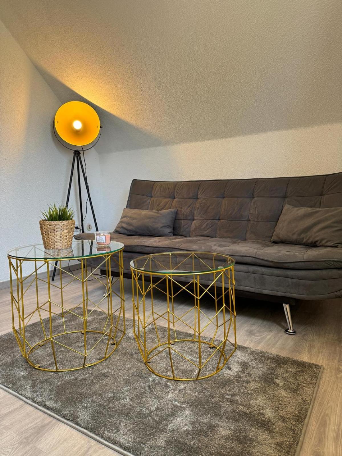 Ama Home Apartment In Hiddenhausen - Wlan, Smart-Tv - Nahe A30 & A2 - Nur 10 Min Von Herford Extérieur photo