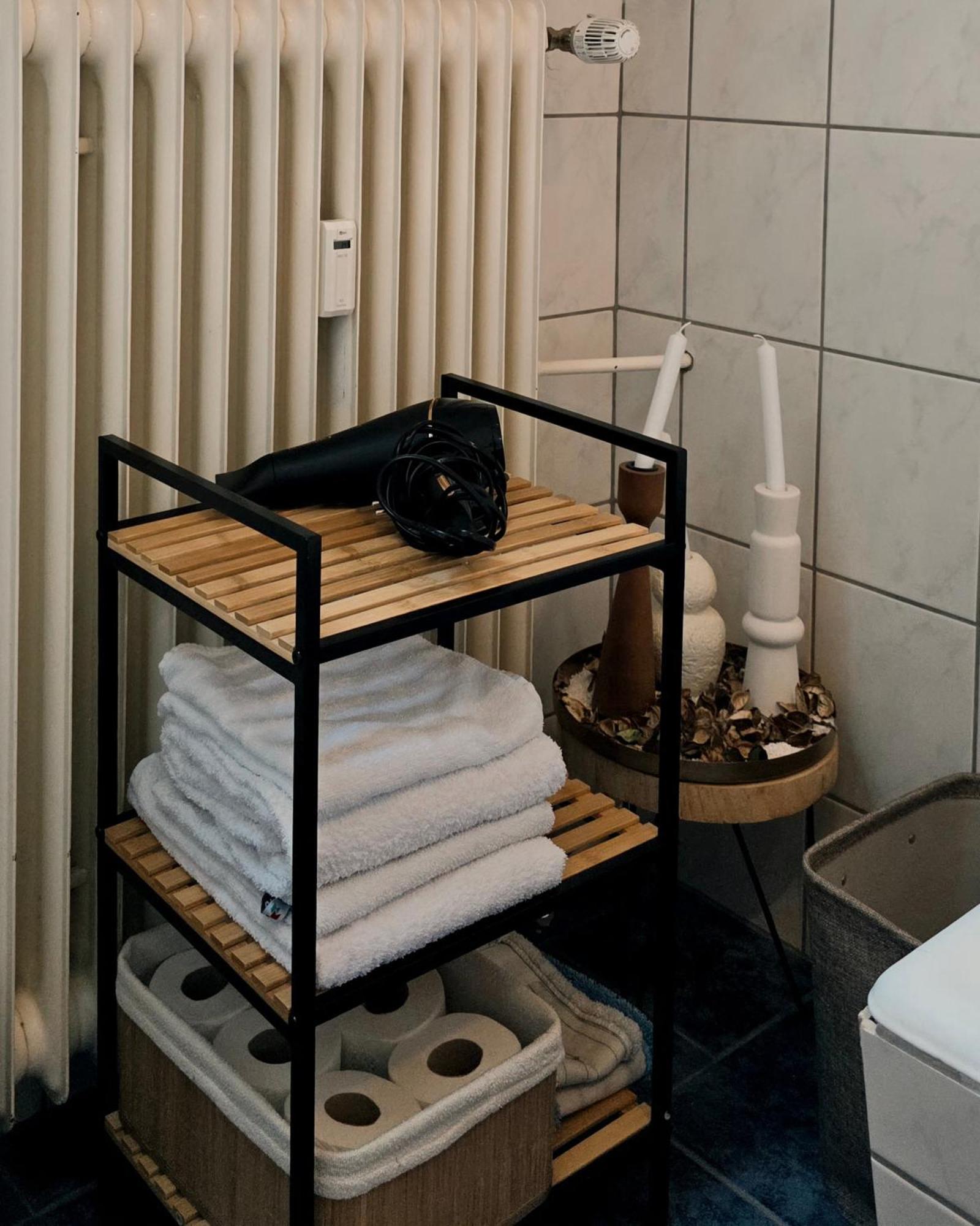 Ama Home Apartment In Hiddenhausen - Wlan, Smart-Tv - Nahe A30 & A2 - Nur 10 Min Von Herford Extérieur photo